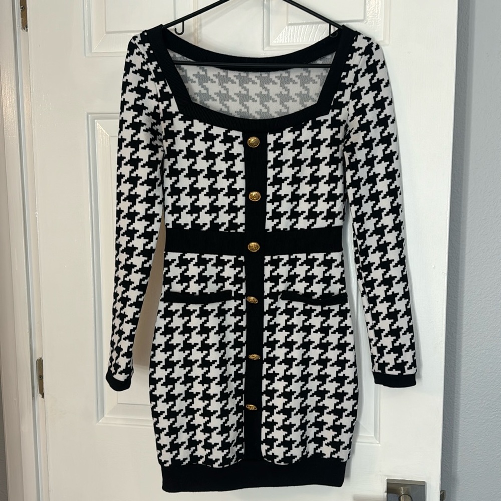 Stretchy Houndstooth Black & White Dress Cute